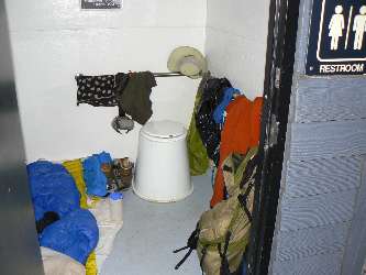 wpct-2012-toilet11  Carson Pass.jpg (289108 bytes)